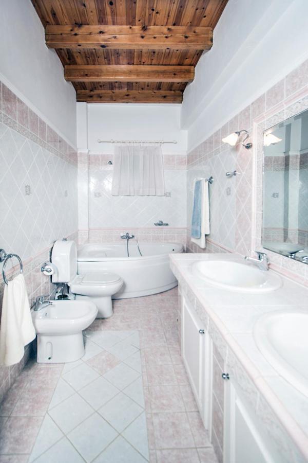 Villa Victoria Corfu Ágios Matthaíos Buitenkant foto
